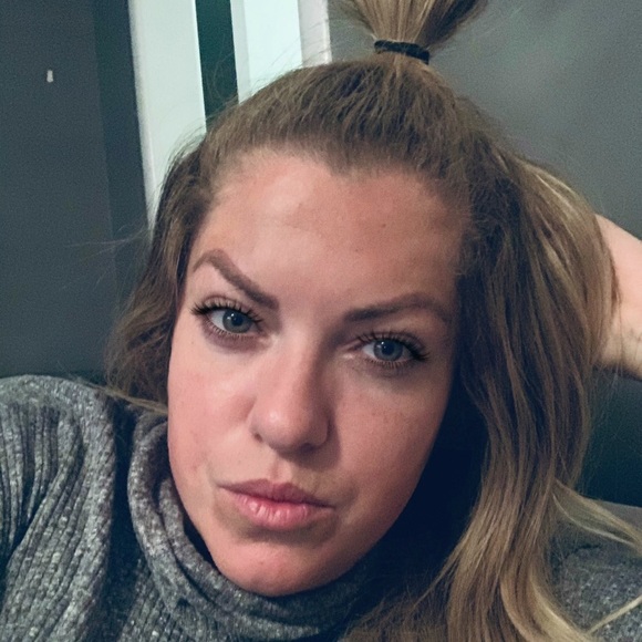 Meet your Posher, Brie - Picture 1 of 1